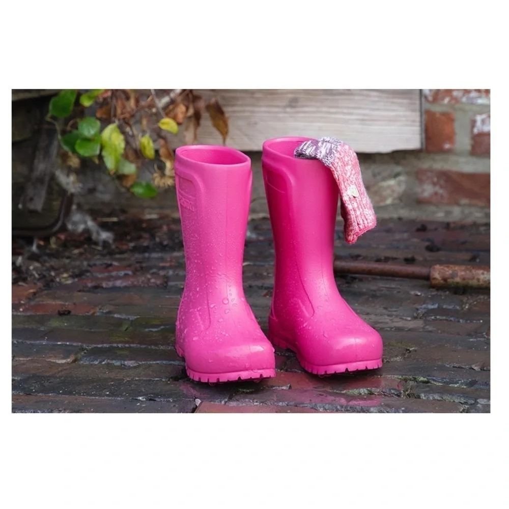 BIRKENSTOCK Derry Kids EVA Rain Boot in Neon Pink Size 3